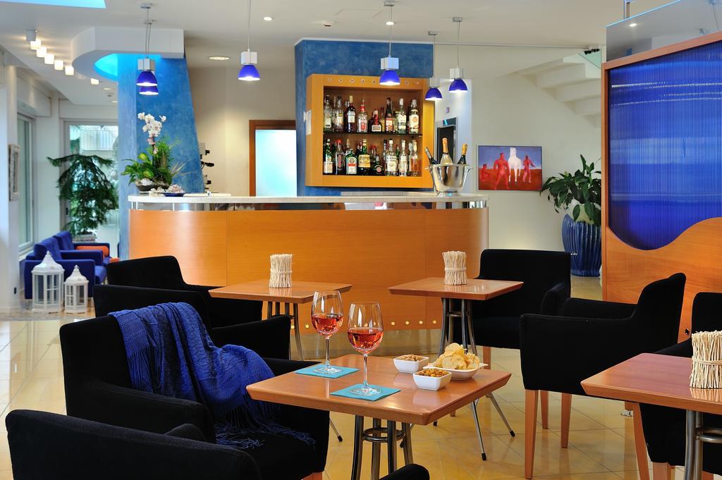מיסאנו אדריאטיקו Hotel Riviera B&B מראה חיצוני תמונה